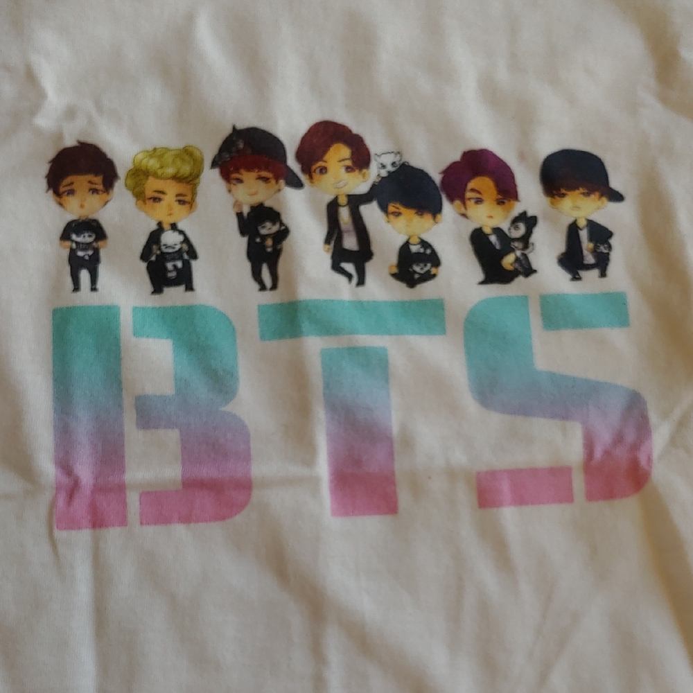 BTS Kids White Graphic T-Shirt - Picture 2 of 3